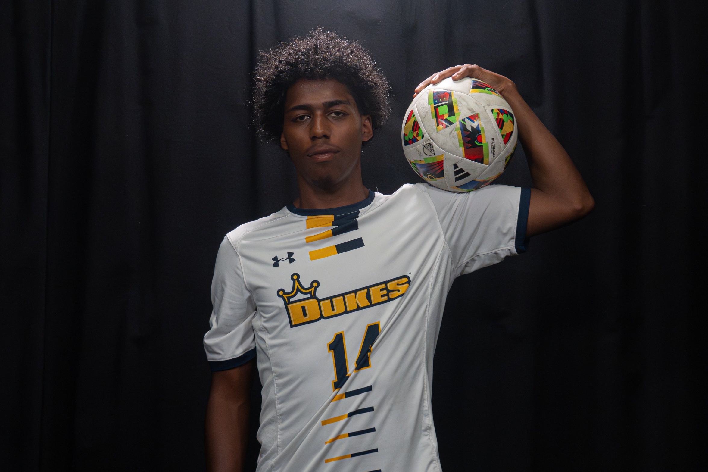 Cruz's goal secures draw for Mens Soccer against Middlesex