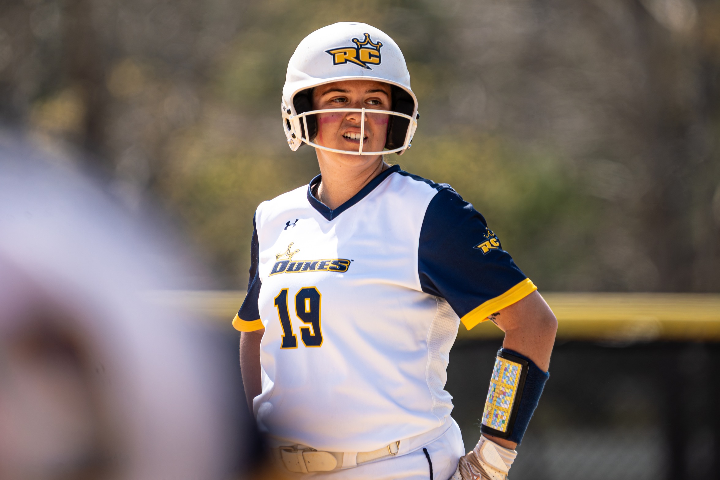 Softball sweeps Bergen in grand fashion